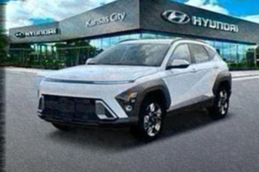 2025 Hyundai Kona SEL photo 1