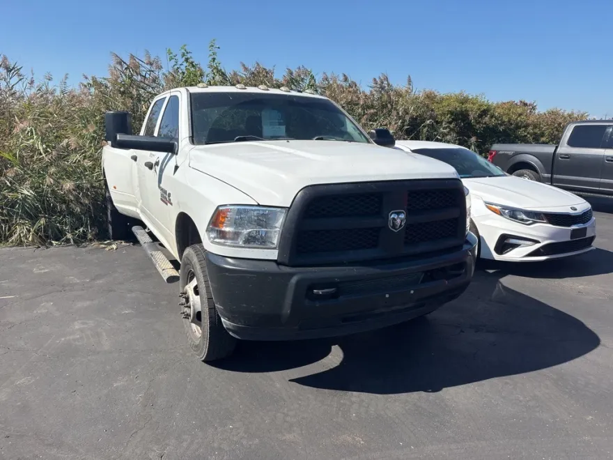 2017 Ram 3500 Tradesman photo 1