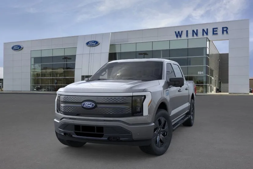 2025 Ford F-150 Lightning photo 1
