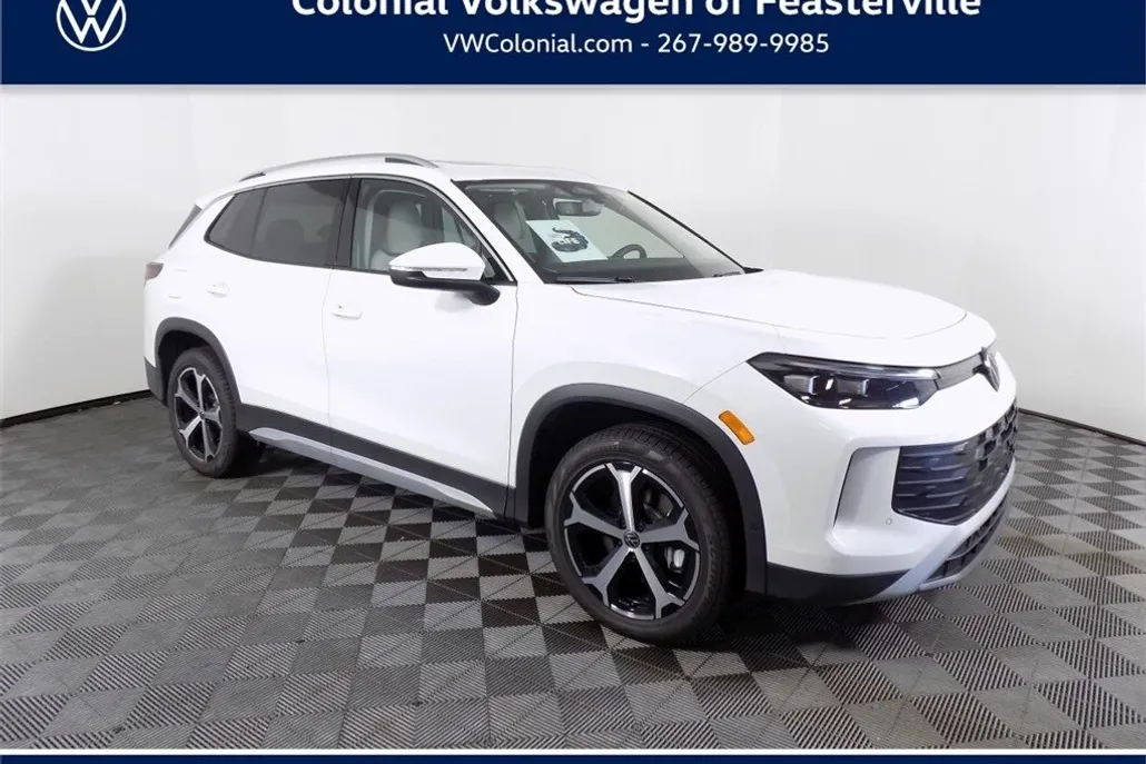 2025 Volkswagen Tiguan SE photo 1