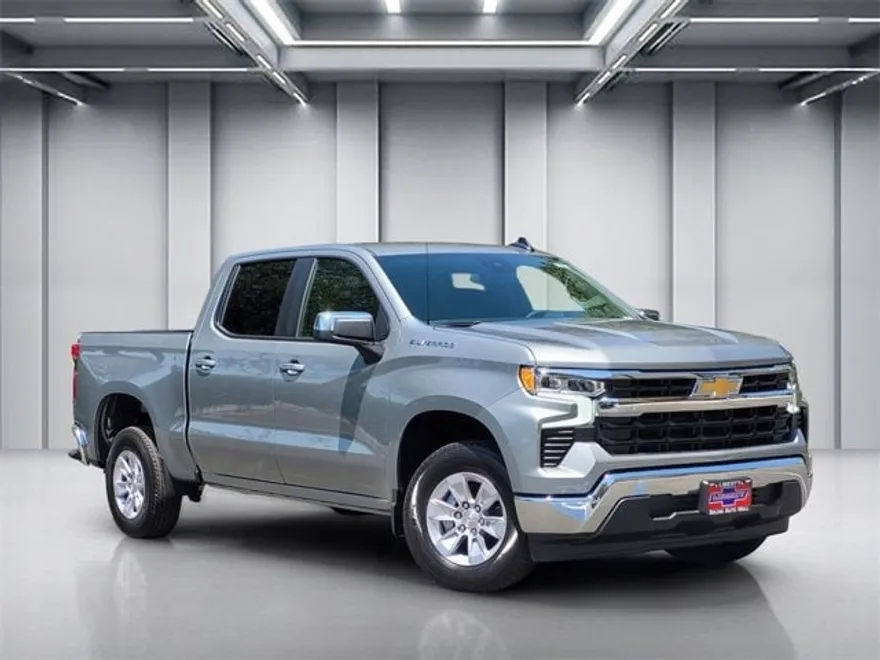 2026 Chevrolet Silverado 1500 LT photo 1