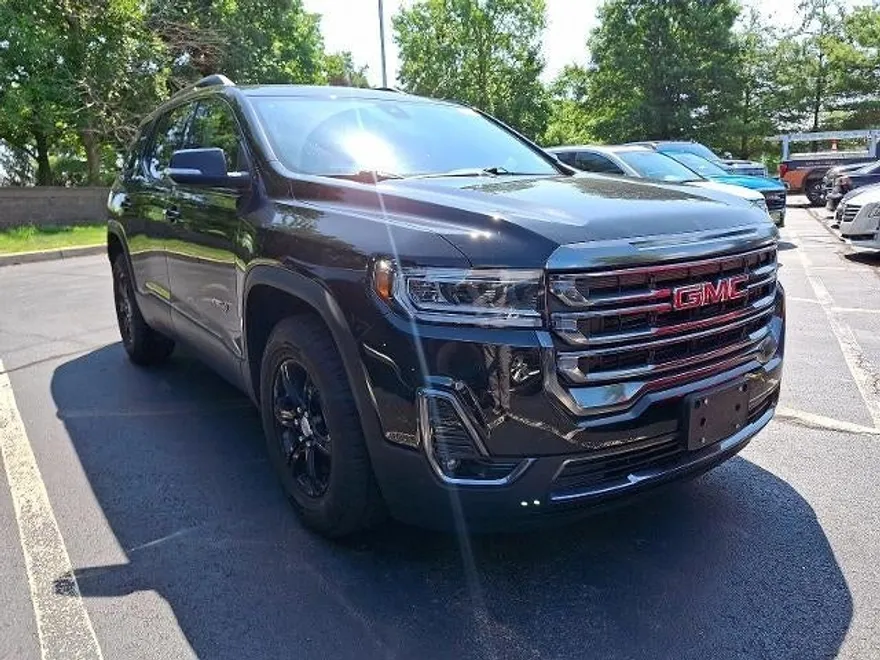 2023 Gmc Acadia AT4 photo 1