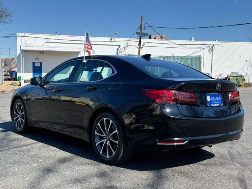 2017 Acura TLX Technology photo 1