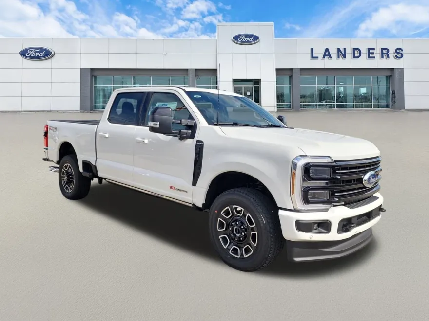 2026 Ford F-350 Platinum photo 1
