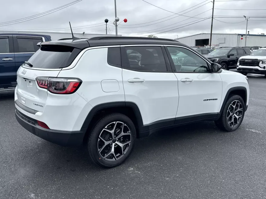 2025 Jeep Compass Limited photo 1