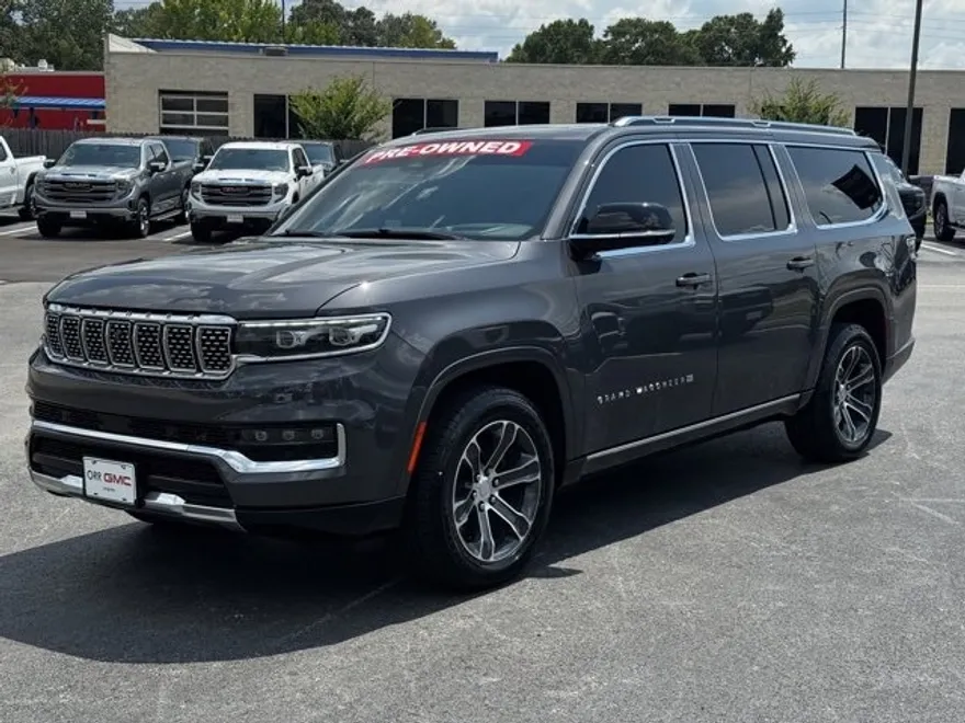 2023 Jeep Grand Wagoneer L Base photo 1