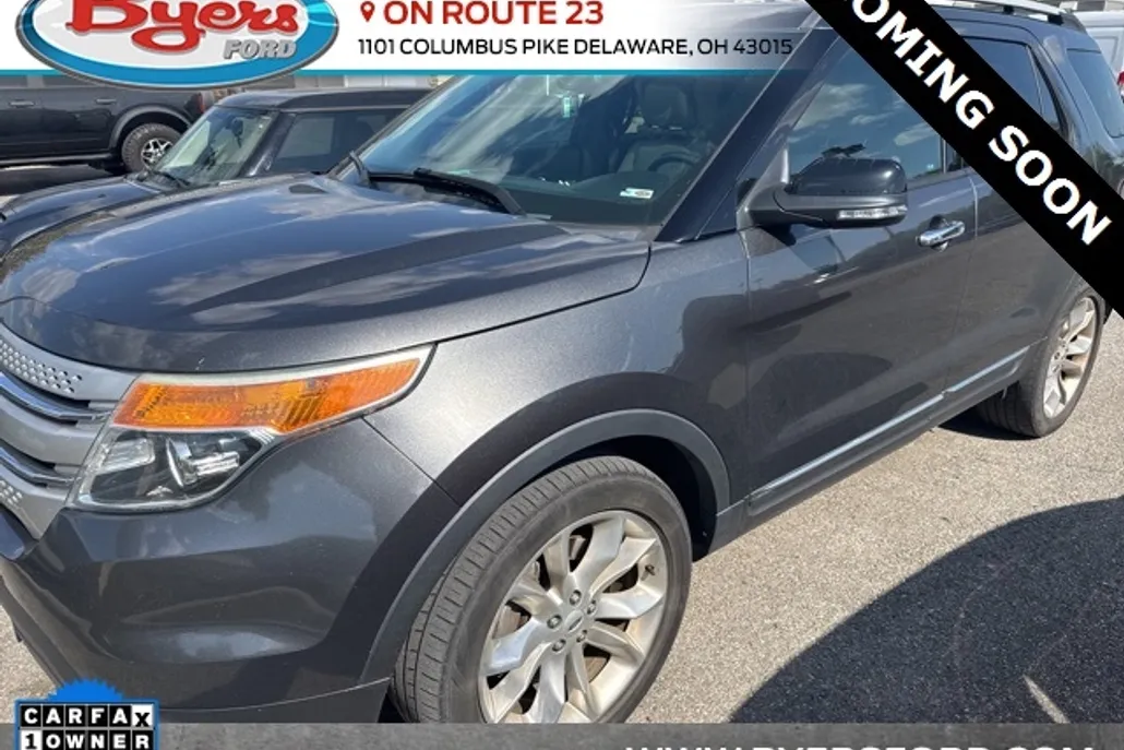 2015 Ford Explorer XLT photo 1