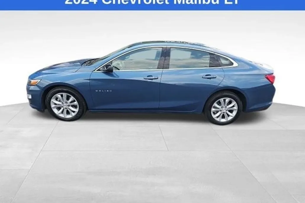 2024 Chevrolet Malibu 1LT photo 1