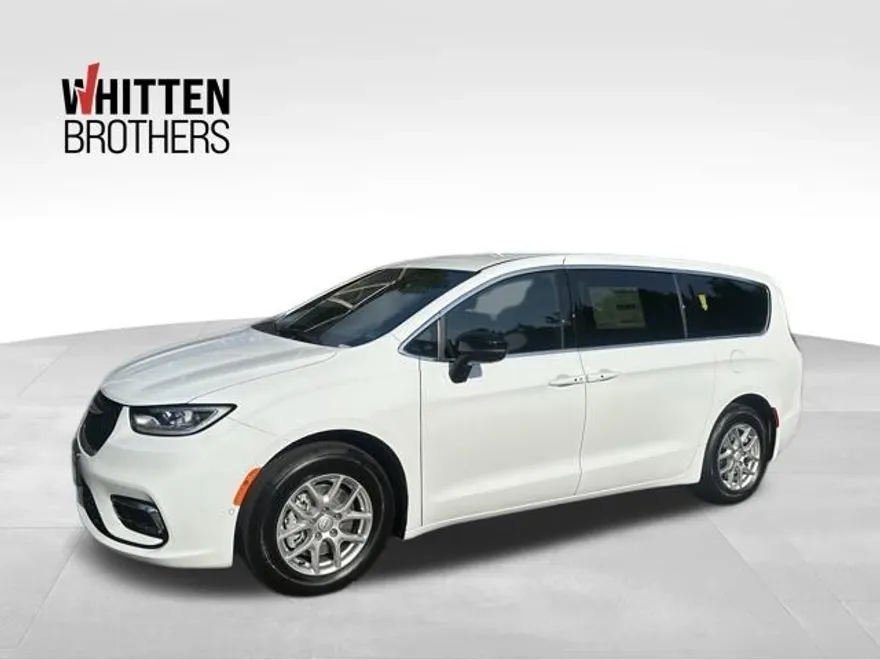 2025 Chrysler Pacifica photo 1