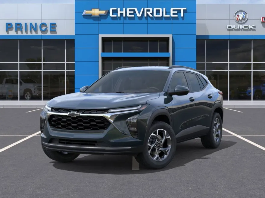 2025 Chevrolet Trax LT photo 1