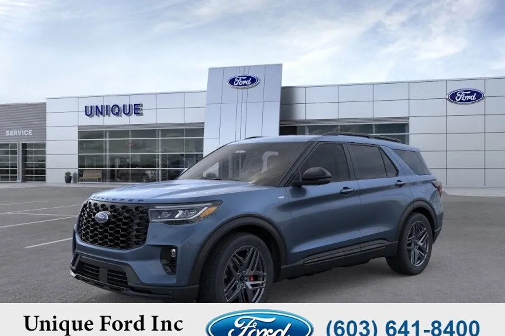 2025 Ford Explorer ST-Line photo 1