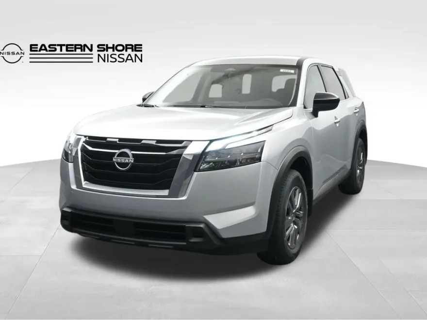2025 Nissan Pathfinder S photo 1
