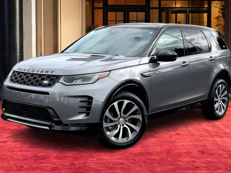 2024 Land Rover Discovery Sport Dynamic SE photo 1