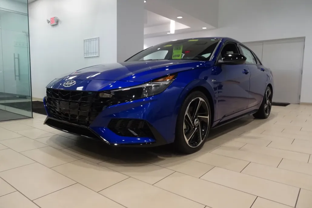 2023 Hyundai Elantra N Line photo 1
