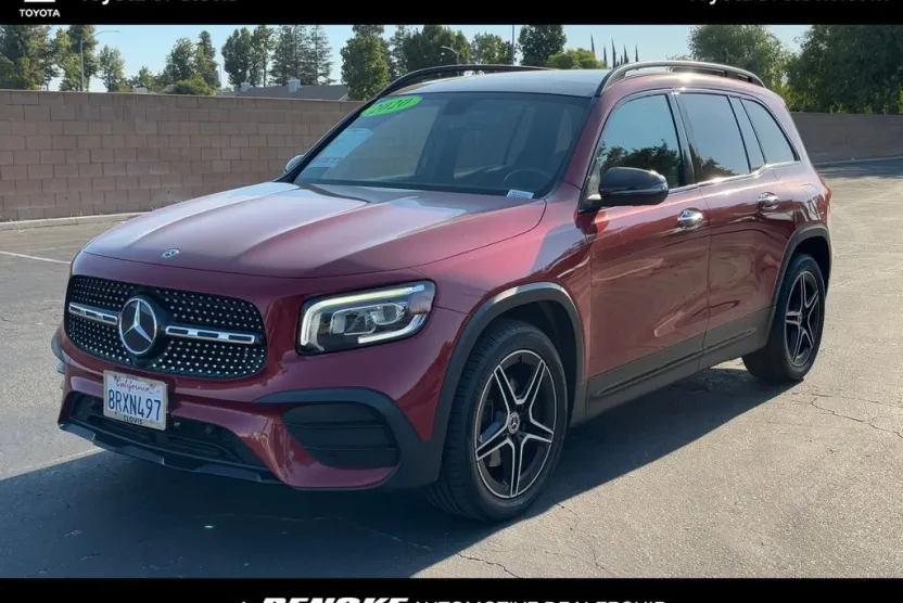 2020 Mercedes Benz GLB 250 4MATIC photo 1
