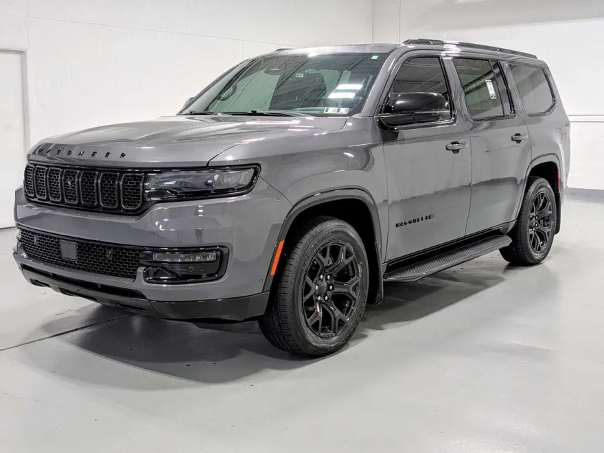 2023 Jeep Wagoneer Series II Carbide photo 1