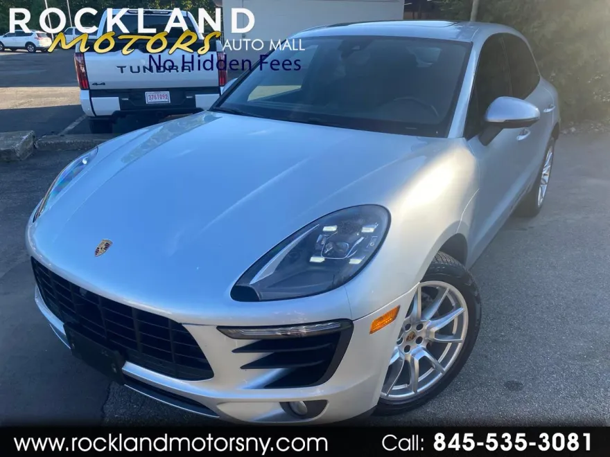 2017 Porsche Macan S photo 1