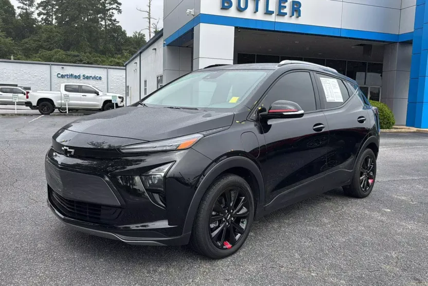 2023 Chevrolet Bolt EUV photo 1