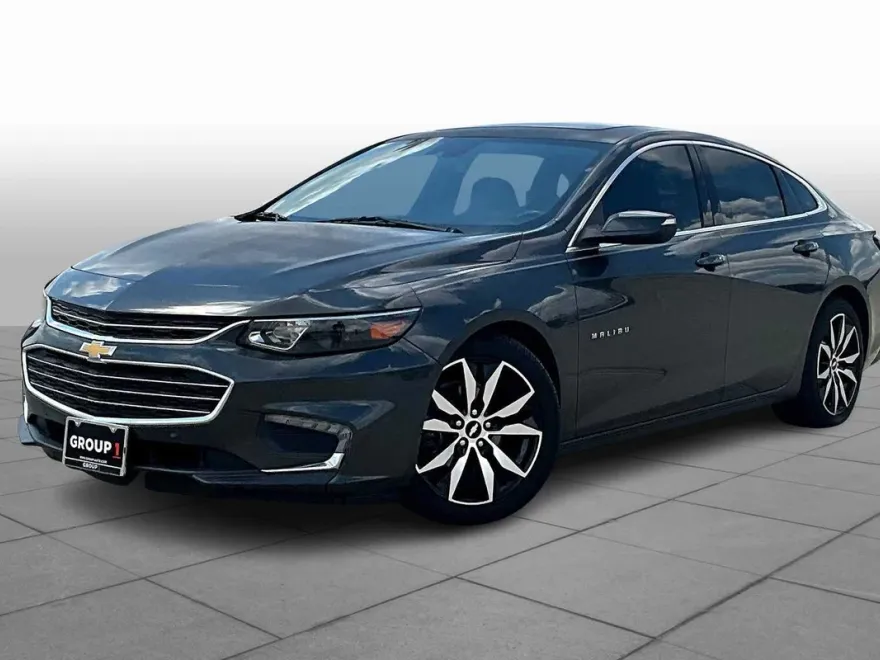 2016 Chevrolet Malibu 1LT photo 1