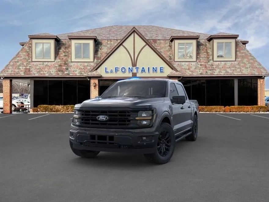 2025 Ford F-150 XLT photo 2