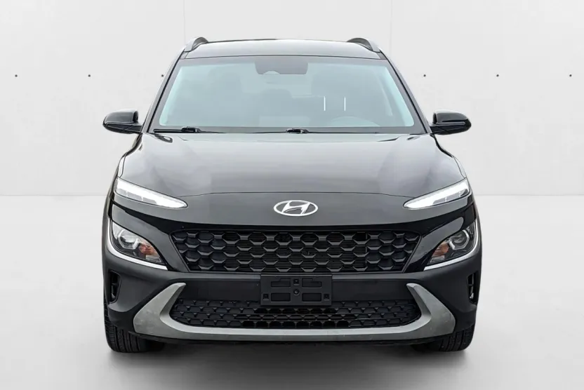 2022 Hyundai Kona SEL photo 1