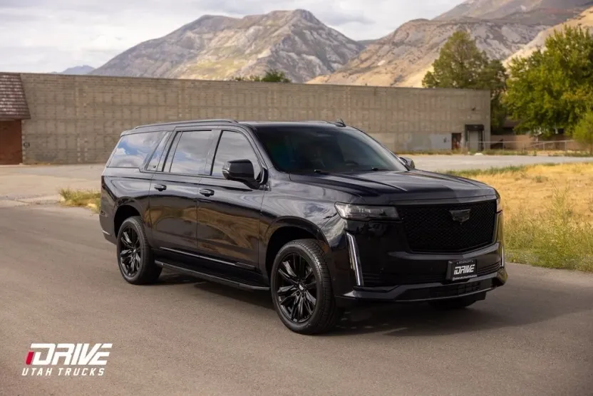 2022 Cadillac Escalade ESV Sport photo 1