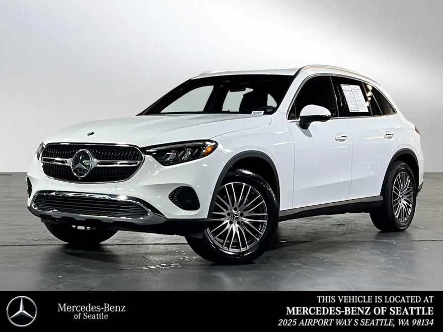 2025 Mercedes Benz GLC 300 photo 1