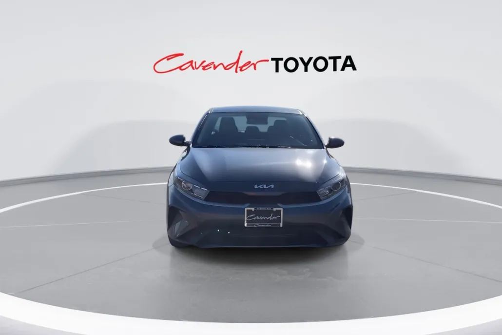 2024 Kia Forte LXS photo 1