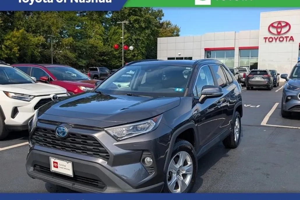 2021 Toyota RAV4 Hybrid XLE photo 1
