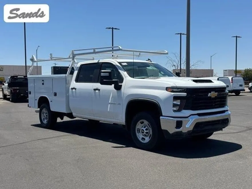 2024 Chevrolet Silverado 2500HD photo 1