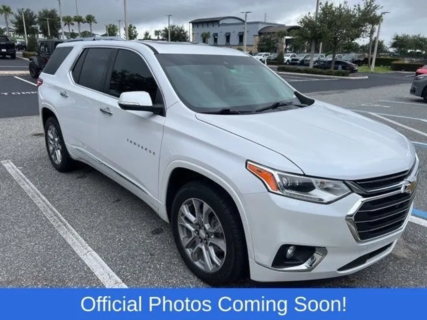 2021 Chevrolet Traverse Premier photo 1