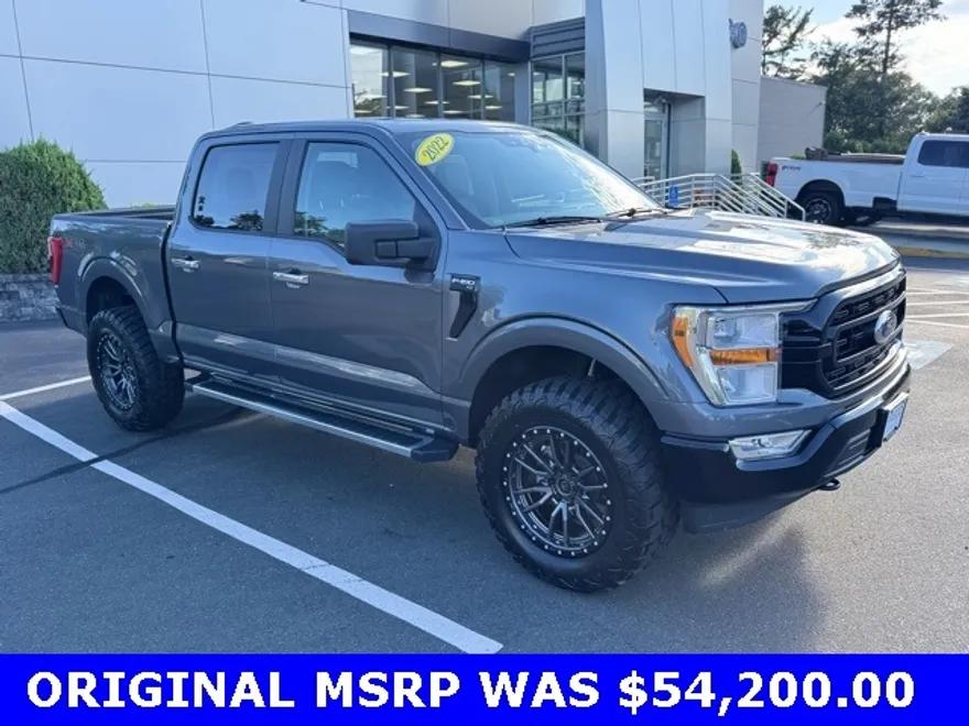 2022 Ford F-150 XLT photo 1