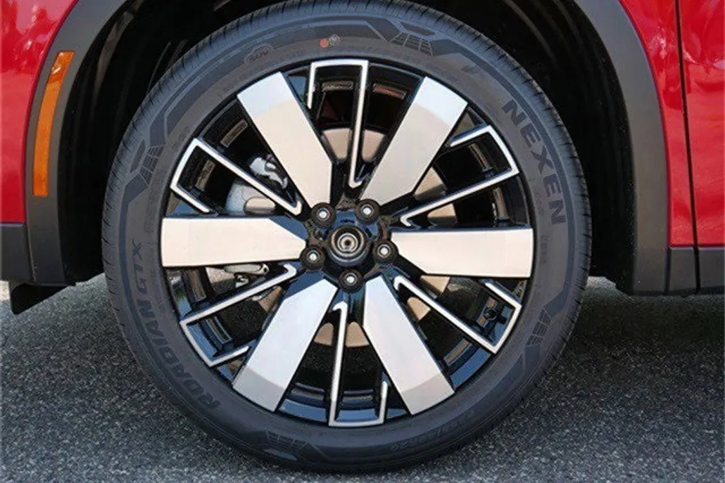 2025 Mitsubishi Outlander SE photo 1