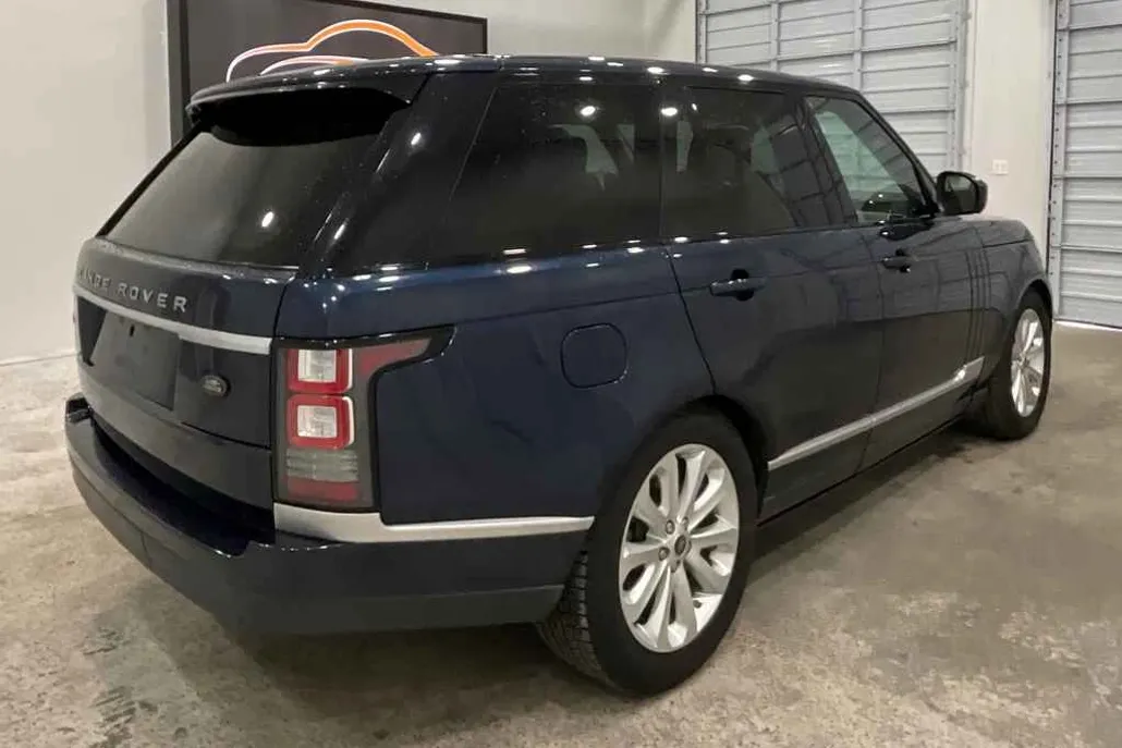 2013 Land Rover Range Rover HSE photo 1