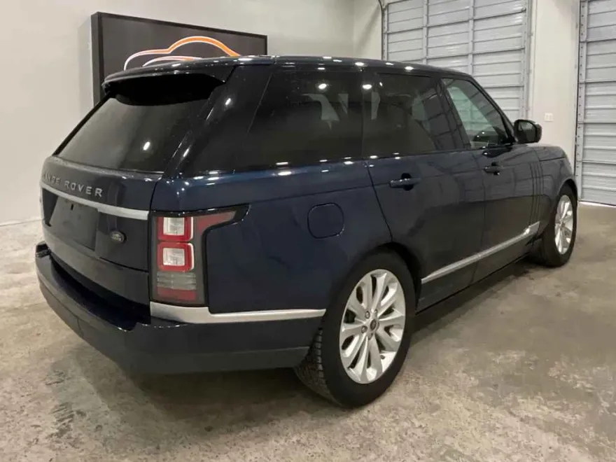 2013 Land Rover Range Rover HSE photo 1