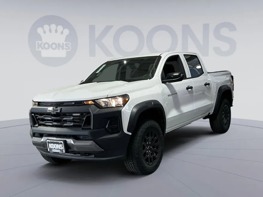 2026 Chevrolet Colorado Trail Boss photo 1