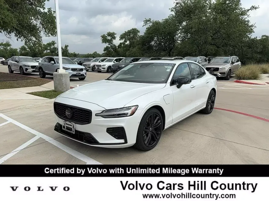 2024 Volvo S60 Recharge T8 Ultimate Black Edition photo 1