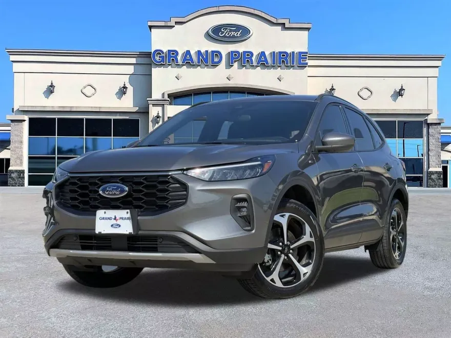 2025 Ford Escape ST-Line Select photo 1