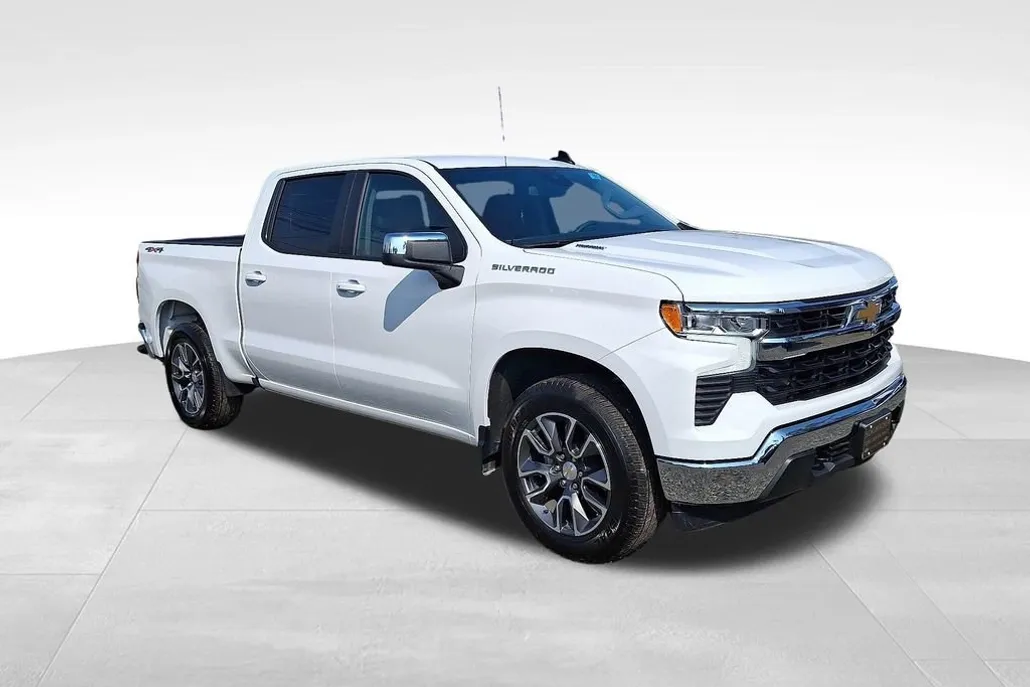 2025 Chevrolet Silverado 1500 LT photo 1
