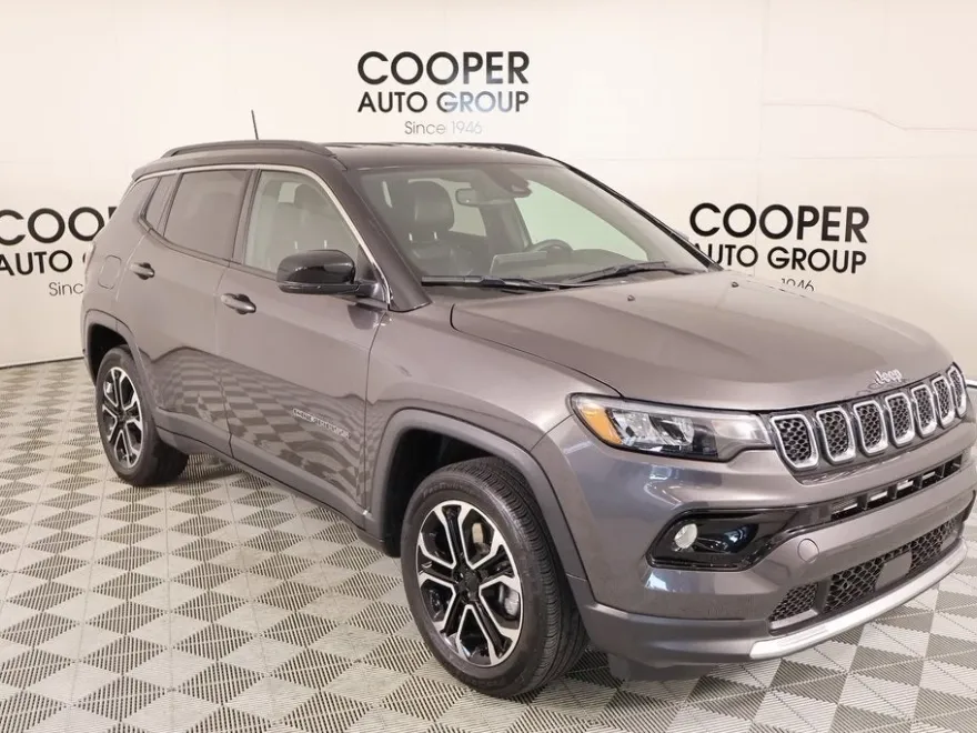 2024 Jeep Compass Limited photo 1