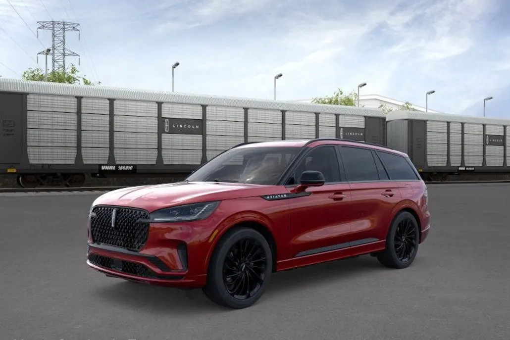 2025 Lincoln Aviator Reserve photo 1