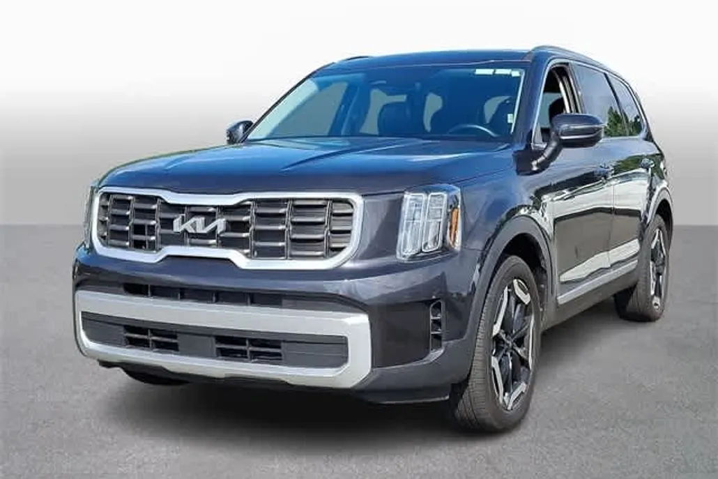 2025 Kia Telluride S photo 1