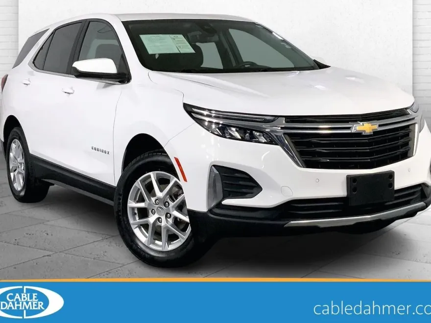 2022 Chevrolet Equinox LT photo 1