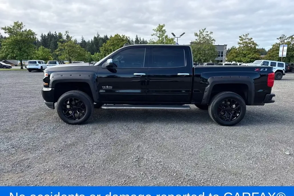 2018 Chevrolet Silverado 1500 LT photo 1