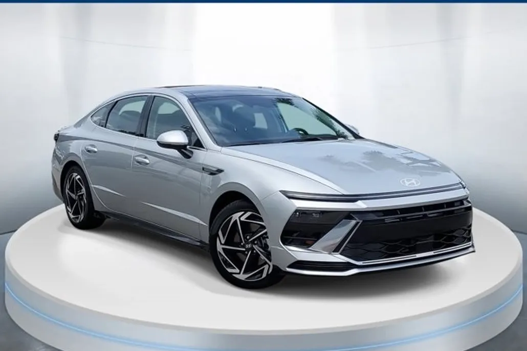 2025 Hyundai Sonata SEL Convenience photo 1