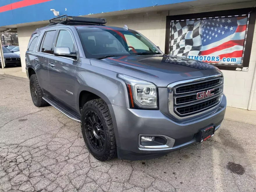 2020 Gmc Yukon SLT photo 1