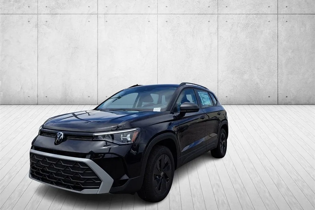 2025 Volkswagen Taos S photo 1