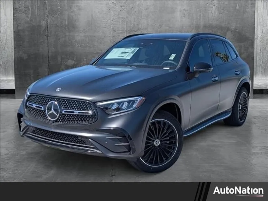 2025 Mercedes Benz GLC 300 4MATIC photo 1