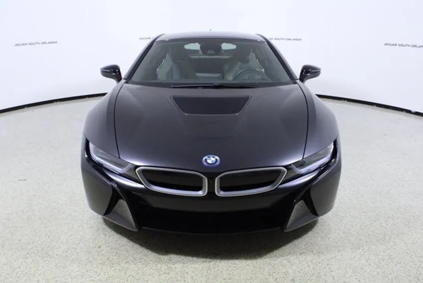 2017 Bmw i8 photo 1
