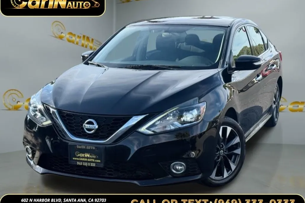 2016 Nissan Sentra SR photo 1